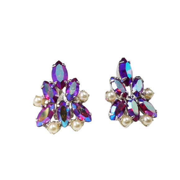 Vintage B. David Aurora Borealis Red Rhinestone & Faux Pearl Clip Earrings 1960s - Picture 6 of 10